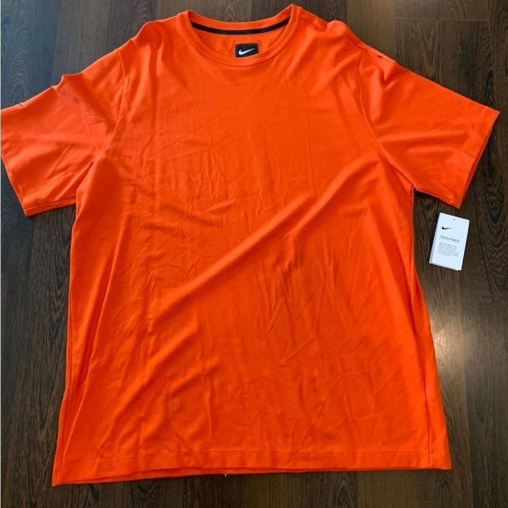 Nike Sportswear Tech Pack Short-Sleeve Top
